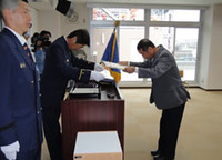 写真：中野健一