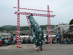 写真4：加太春日神社