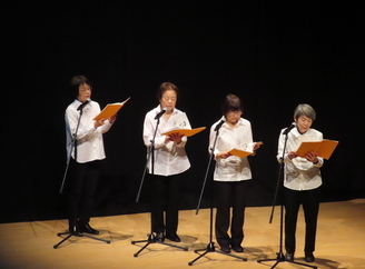 読み語りの様子2